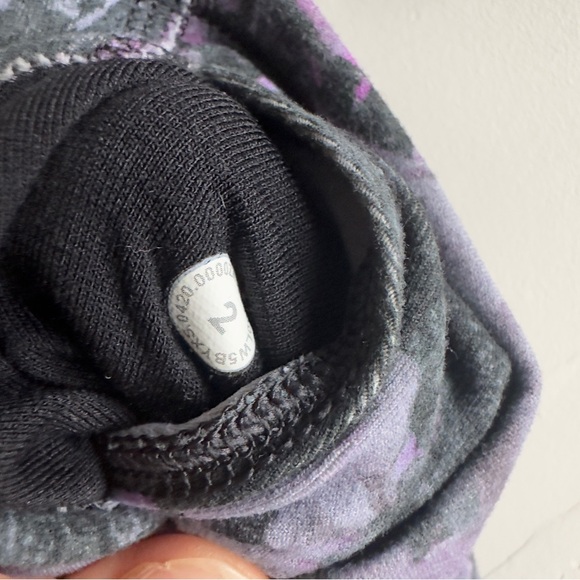 Lululemon Align Pant II 25” Inseam Floral Shift Multi Purple and Grey Size 2 - Picture 13 of 13